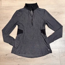 Layer 8 Workout Shirt Size Medium M Qwick Dry LS 1/4 Zip Grey Thumb Holes