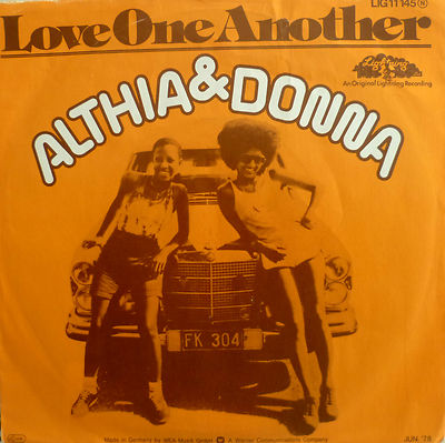 7'' 1978 RARE IN VG++! ALTHIA & DONNA : Love One Another
