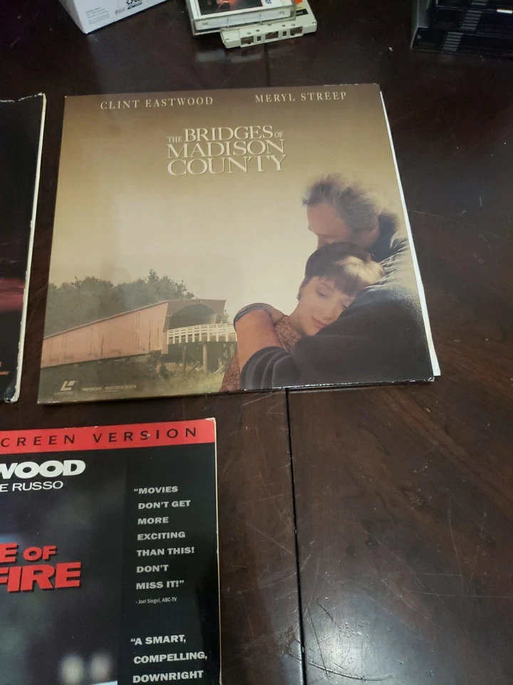 Lot of 3 Clint Eastwood Laserdiscs In The Line Of Fire Unforgiven Bridges V2 Foto 3 de 4
