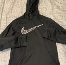 Nike Sportswear Men's Club Pullover Hoodie Sweatshirt, S - Black