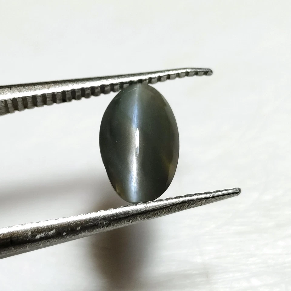 Piedra preciosa crisoberilo color verde ojo de gato alejandrita natural rara de 1 quilate A-283 Foto 4 de 4