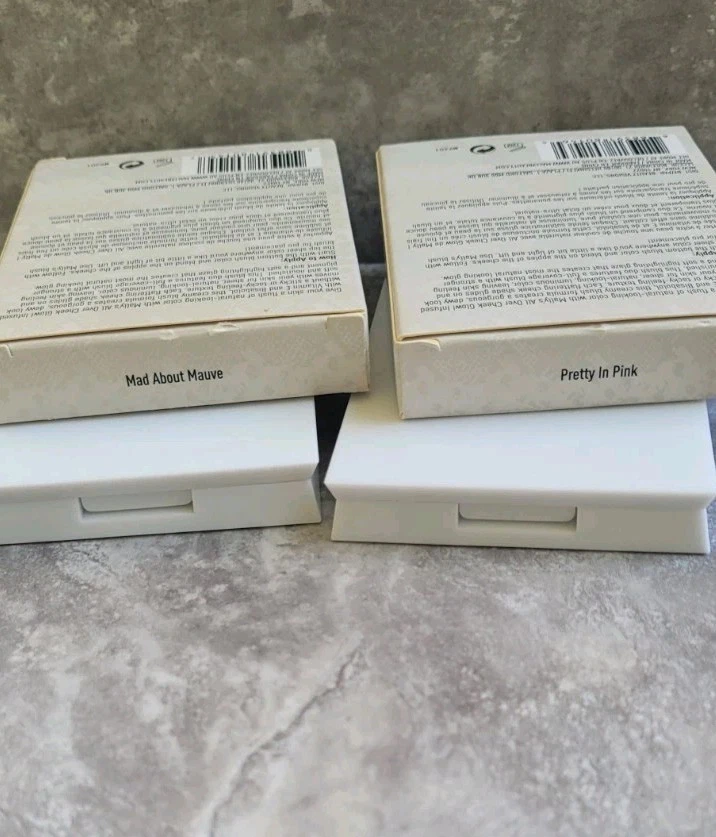 2, Mally Get Cheeky All Over Cheek Glow *Pretty In Pnk & Mad About Mauve* Nuevo en caja  Foto 4 de 4