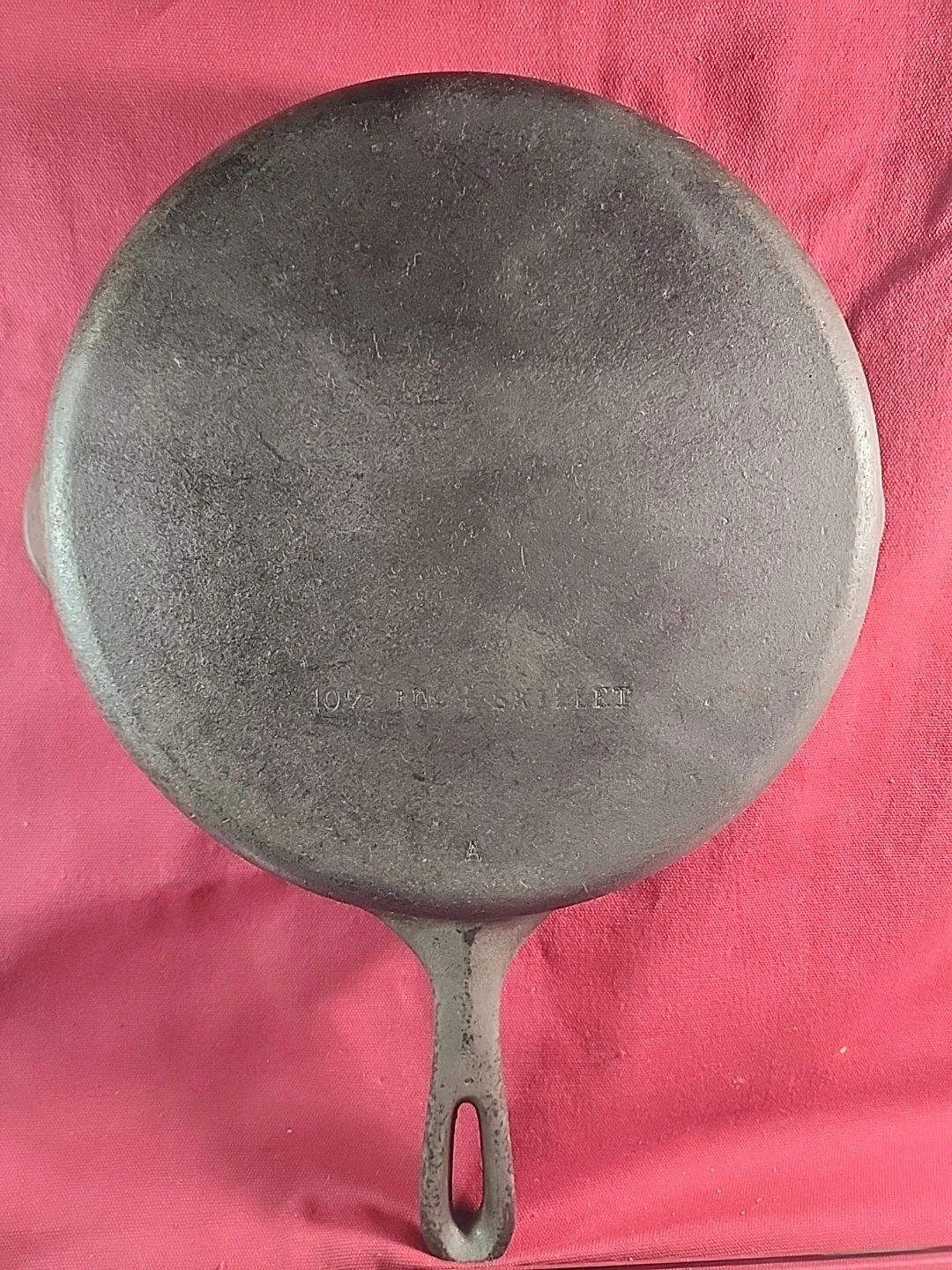 Wagner (Unmarked) Cast Iron Skillet #8, 10-1/2 Inch Skillet