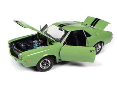 オートワールド 1/18 1969 AMC AMX Diecast: Auto World 1969 AMC AMX Hurst SS – Savage On Wheels