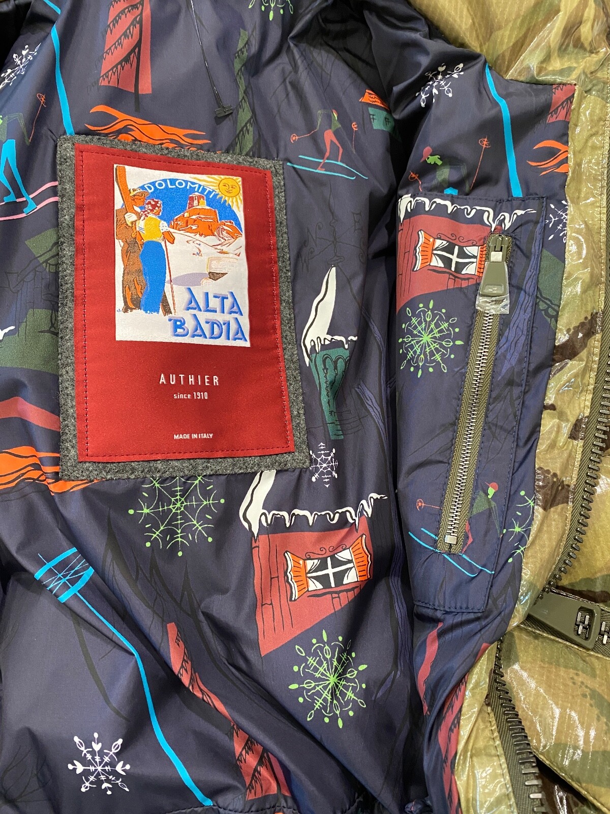 Authier Unisex Camouflage  Ski  Jacket Sz. image 6