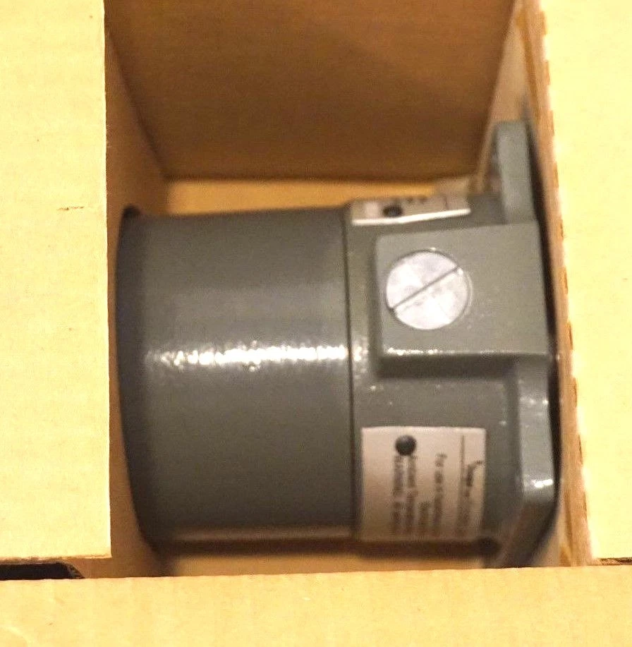 NEW DYNAPAR X250400024 ENCODER 3/8 SFT DIF 5-26V LD - Image 3 of 3