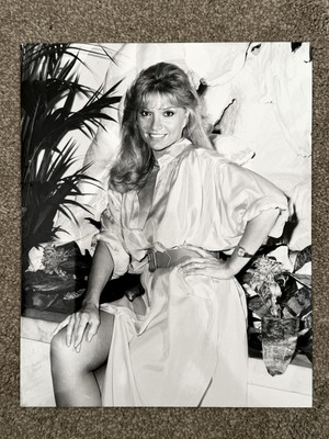 LOIS HAMILTON Original Vintage LONDON PORTRAIT 1985 Candid Movie UNIVERSAL Photo