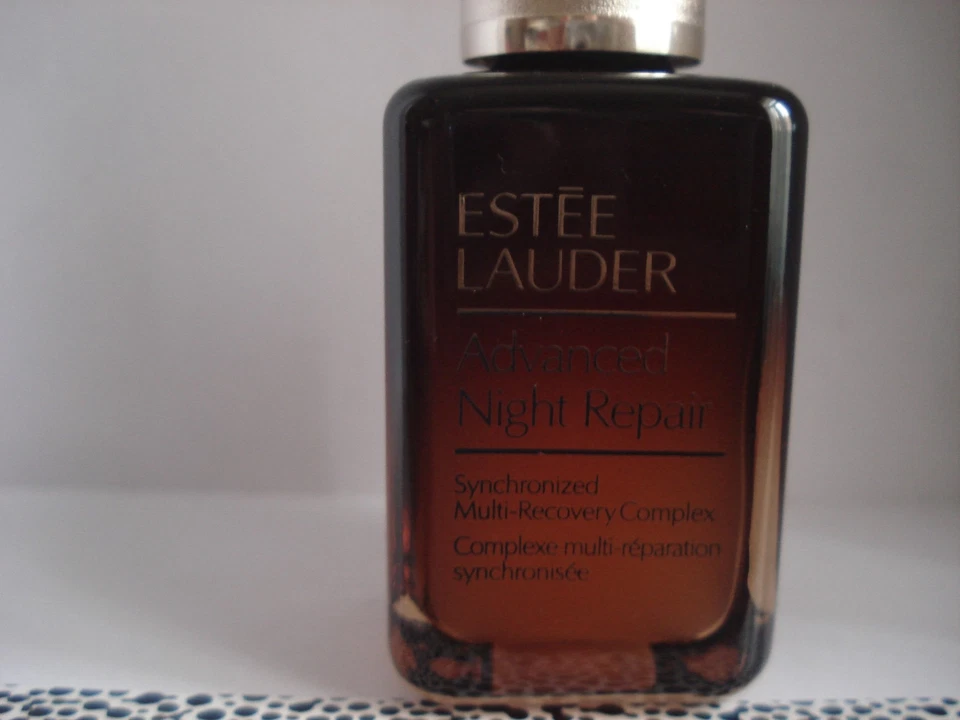 Sérum Advanced Night Repair ESTEE LAUDER 30ml - Photo 2/4