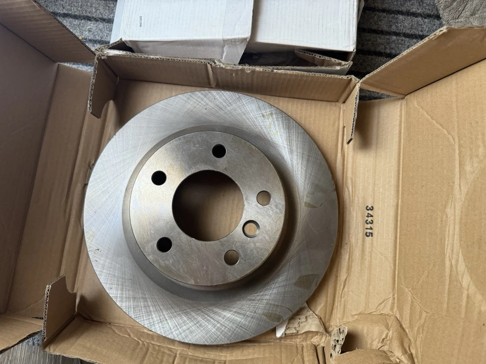 BMW 320i 323i 325i 328i 2006-2018 rotores de freno traseros nuevos en par de embalaje Foto 4 de 4