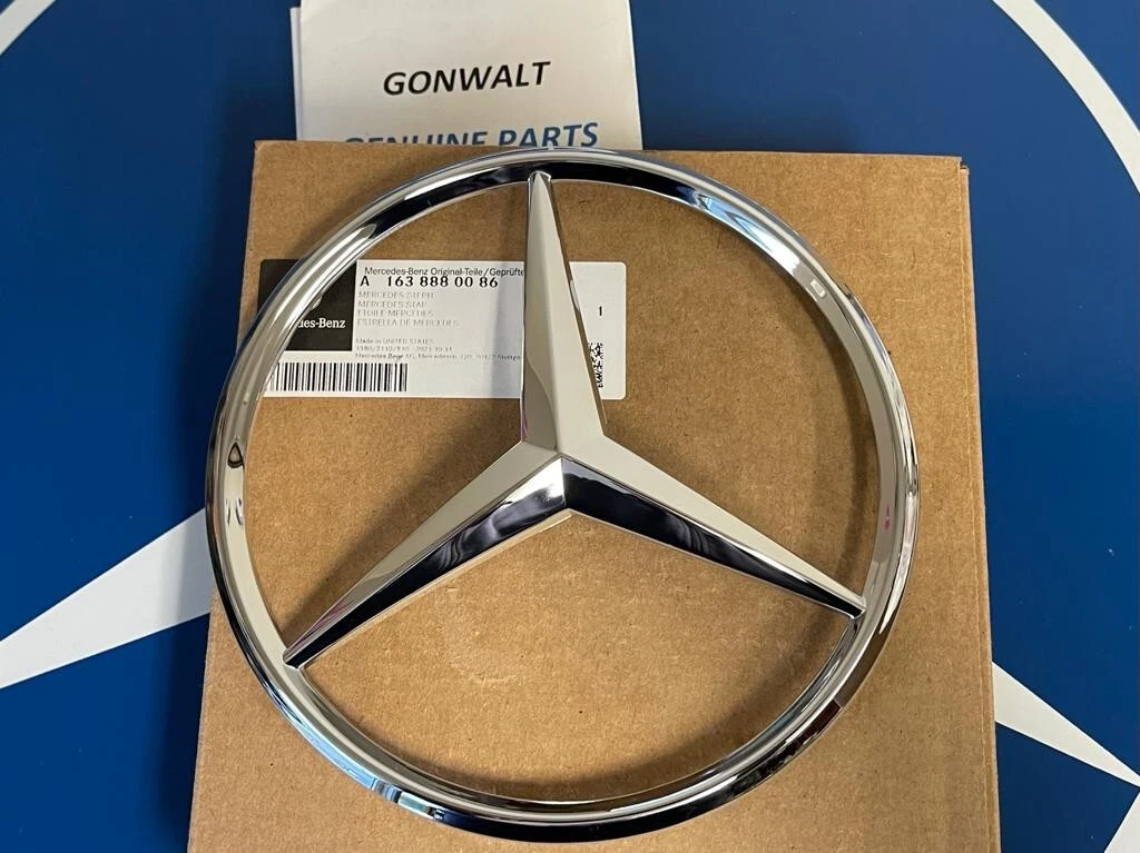 OEM 1638880086 Mercedes Benz Front Center Grill Grille Star Emblem 
