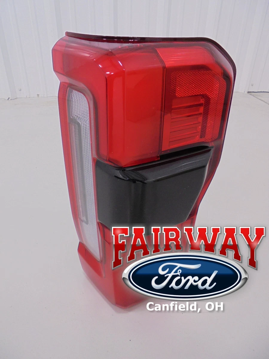23 - 24 Super Duty OEM Ford LED Tail Light Platinum Limited Right  