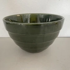 Beehive Mixing Bowl Stoneware Boston Warehouse Trading Corp 9" Dark Green