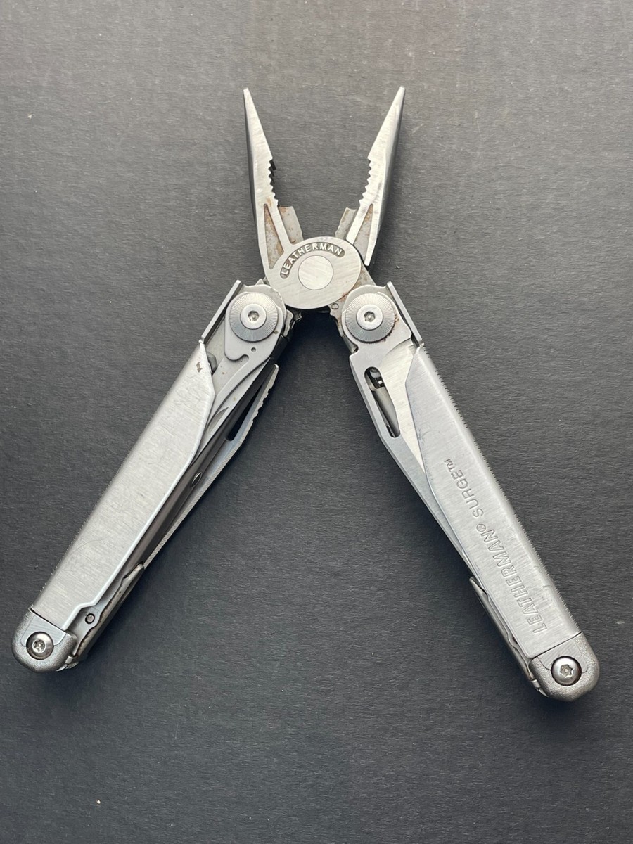 Leatherman Surge 21-in-1 Heavy-Duty Pocket Locking 420HC Leatherman Surge 21-in-1 Heavy-Duty Pocket Locking 420HC