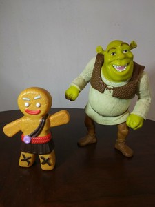 shrek gingerbread man toy