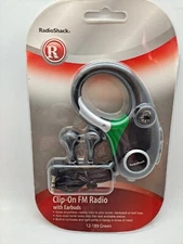 RADIOSHACK CLIP-ON FM RADIO WITH EARBUDS VINTAGE NEW AUTO SCAN TUNER COMPASS
