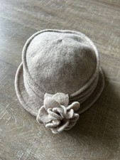 Scala Handmade 100 Wool Cloche Hat Taupe Bow Accent Classic Old Money Preppy