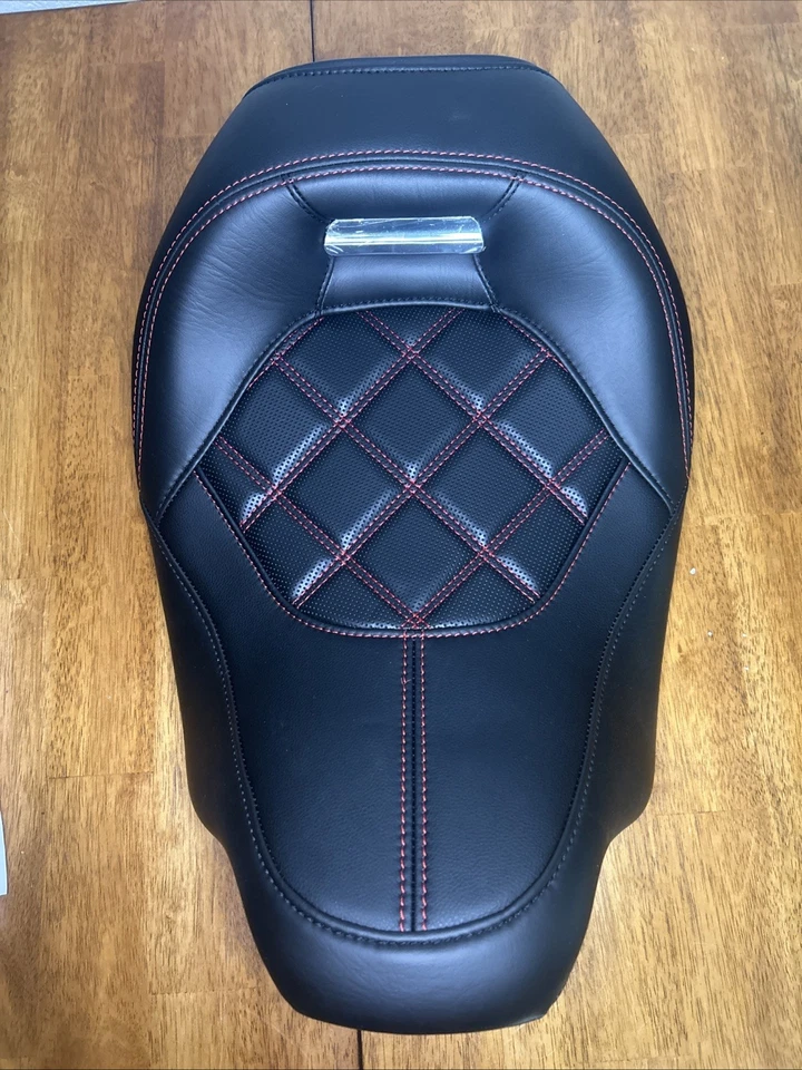 双向低档司机乘客座椅适用于 Harley Touring Road Glide 2009 - 2023 — 第 2/4 张图片