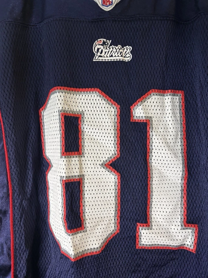 Vintage Reebok NFL New England Patriots Randy Moss 81 Football Jersey L 14-16 - Image 4 of 4