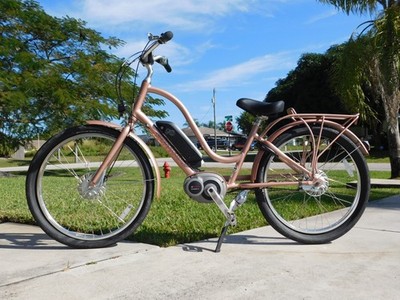 Electra Townie Go! 8i Peach Electric Bicycle 250W 20 mph Bosch Shimano E-Bike
