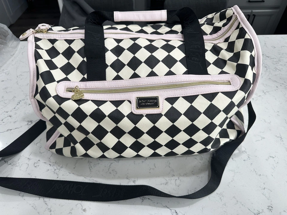 Клетчатая спортивная сумка Betsy Johnson - Изображение 2 из 4