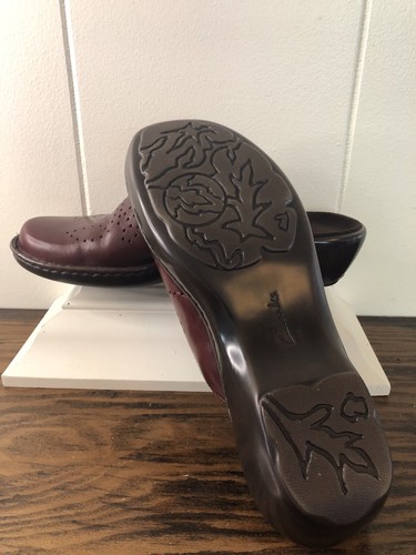 NEW Clarks Artisan 72498 Women’s Burgundy Leather Slip On Mule Clog Shoe Sz 10M - Bild 5 von 5