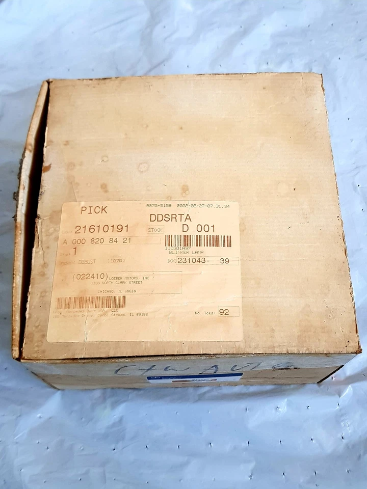 MERCEDES W126 560SEL 420SEL TURN SIGNAL RIGHT BOSCH NEW 1305233925 BOSCH — 第 4/4 张图片