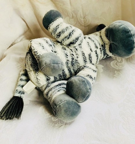 Koala Baby Zebra with gray stripes, yarn mane and embroidered facial features - Picture 5 of 7