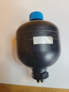 Integral Accumulator 032-1315-013-611, 250 bar