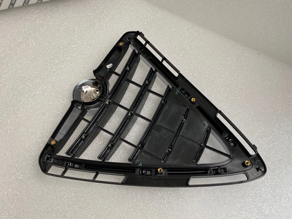 NEU&ORIG Alfa Romeo Giulietta QV Line Scudetto Kühlergrill silber / titangrau - Изображение 4 из 4