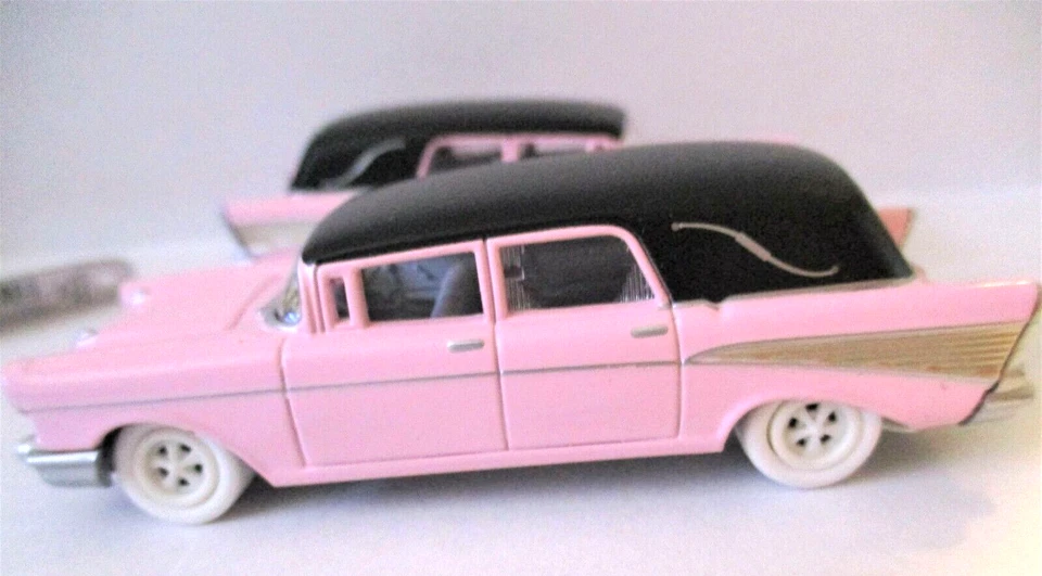 1957 Chevy Chevrolet Hearse Weathered 1:64 Scale Diorama CHASE! - Image 2 of 4
