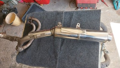 HONDA VFR400 NC30 O/E MR8 AUSPUFF AUSSERGEWÖHNLICHER ZUSTAND NEUE KRAGEN ANGESCHWEISST
