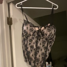Fashion Nova Black Lace Bodysuit Adjustable Straps Zipper Floral Size M