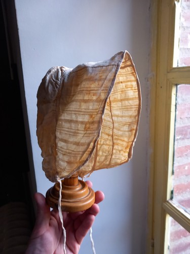 Coiffe brodée costume Broderie Dentelle Bonnet région Toulouse Sud Ouest - Afbeelding 1 van 4