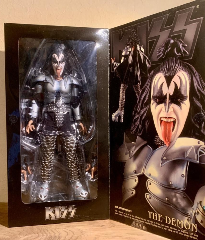 400% et 100% Set - Kiss Demon (Chrome Ed