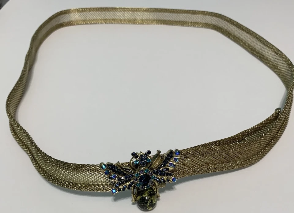 "Broche de malla/abeja tono dorado metal Y2k raro de colección cinturón brillante talla L-XL 45"" retro" Foto 4 de 4