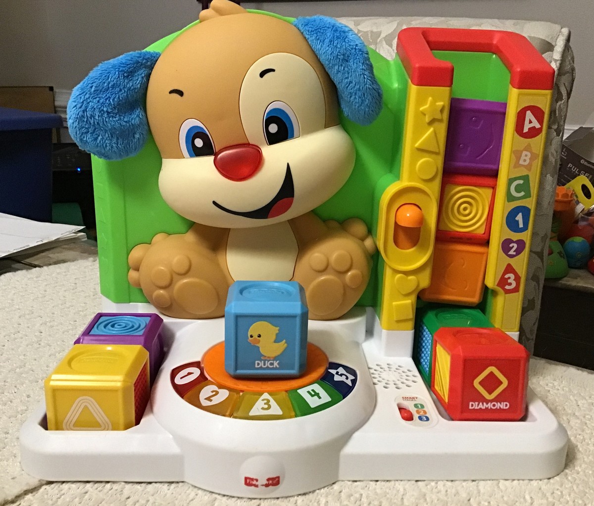 Fisher Price Laugh and Learn First Words Smart Puppy - FFN33