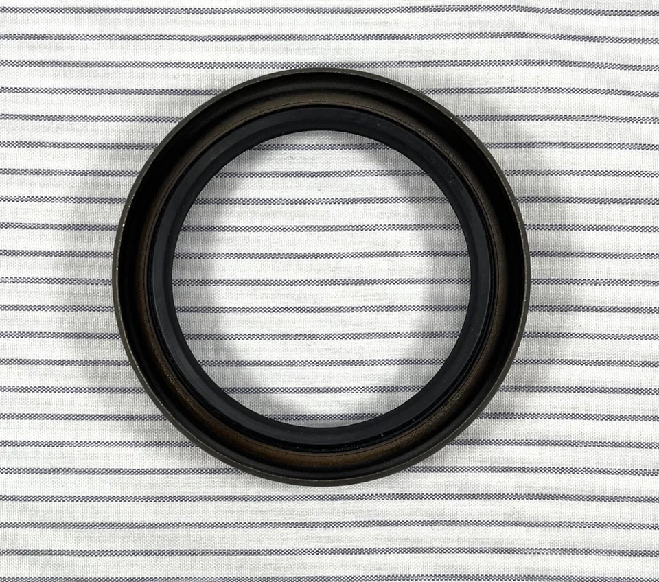 Sello de rueda CR/SKF 19628 posición delantera para camioneta Isuzu 88-95 Chevy LUV 97-05 Foto 4 de 4