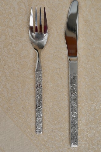 WEBBER AND HILL: VINTAGE STAINLESS STEEL - 30 PIECE CUTLERY SET - BOXED & PERF! - Picture 10 of 11