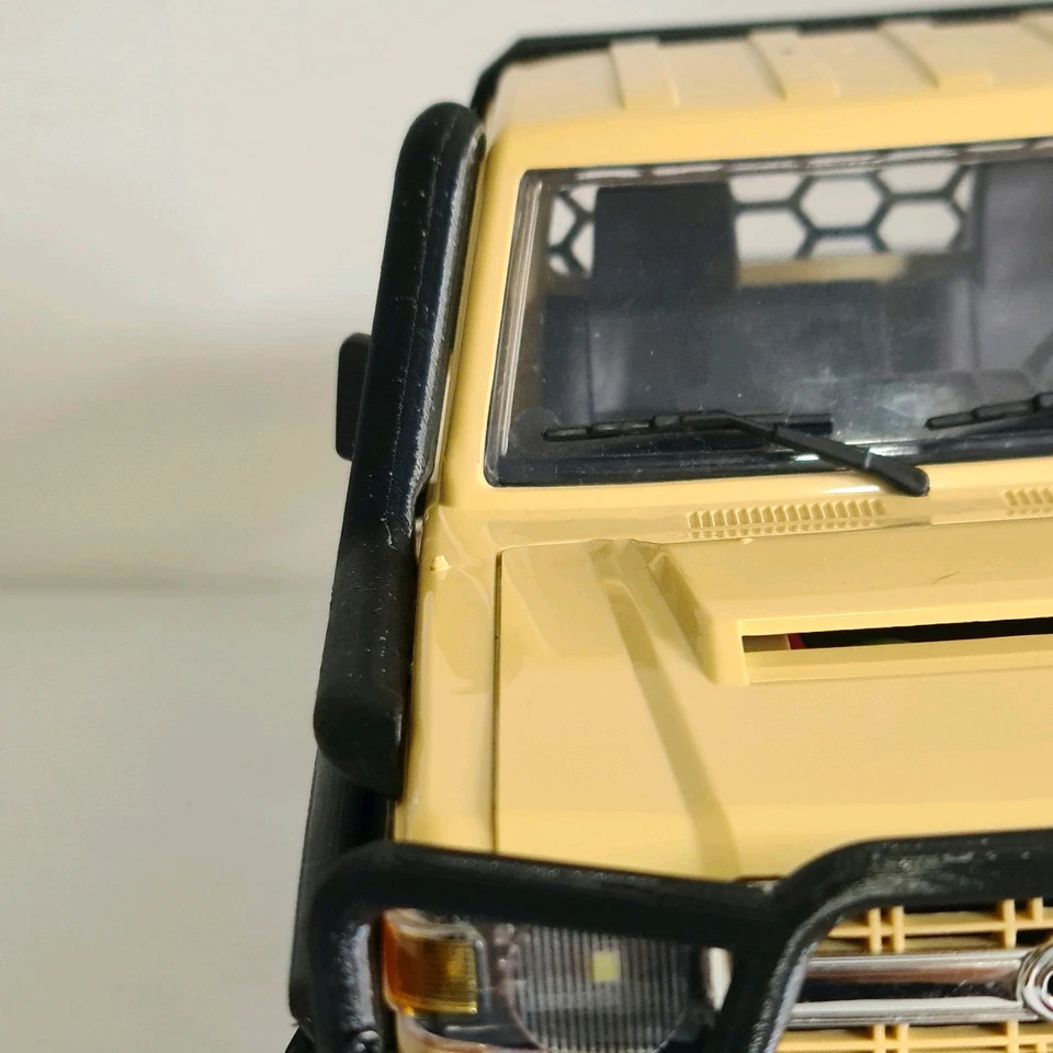 1:12 Mn 82 Snorkel - image 2 of 4