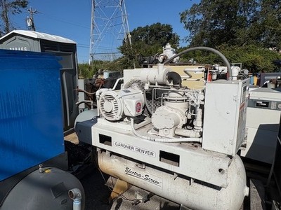 USED 30 HP GARDNER-DENVER ROTARY COMPRESSOR