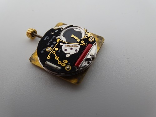 Tiffany Complete Movement, Dial, Hands, Crown Quartz Cal 256.041 Running - Picture 4 of 5