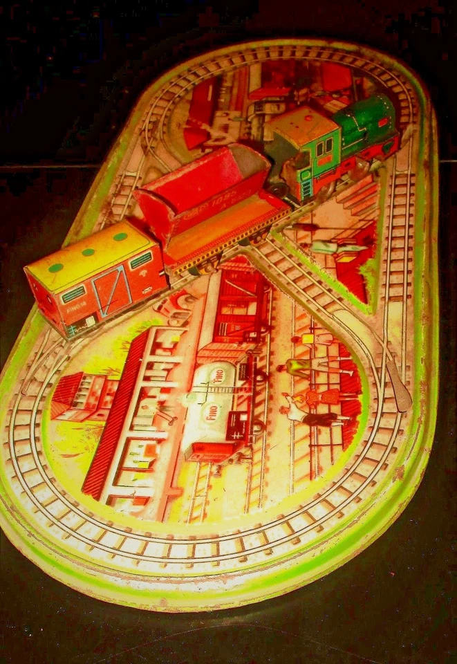 ÚNICA PLATAFORMA DE TREN LITOGRÁFICA DE HOJALATA GRIEGA DE COLECCIÓN DE FINO DESDE LOS AÑOS 60 Foto 3 de 4