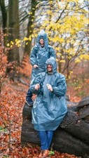  100% WATERPROOF RAIN PONCHO FAMILY 8 PACK | RAIN PONCHO | 4 ADULT | 4 CHILD 