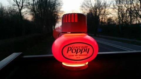 Gracemate Poppy LED Light Base RED with USB Fitting FREE NEXT DAY DELIVERY - Image 4 of 4