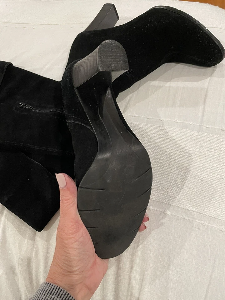 "Botas de cuero de gamuza negras Apostrophe 3,5"" tacón de madera cremallera lateral talla 8M usadas en excelente estado" Foto 4 de 4