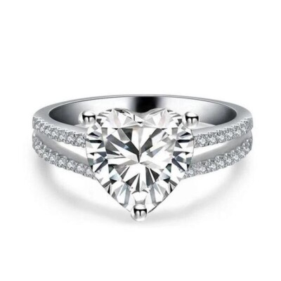 2CT Simulated Amazing Ring for girl Silver Plated Lovely Ring For Christmas Gift