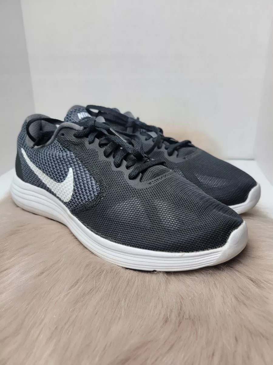 Nike woman top revolution 3