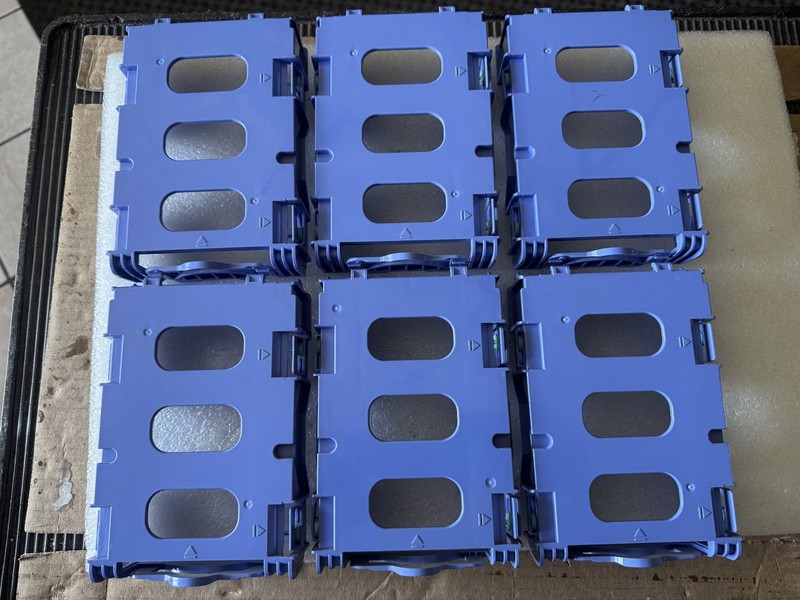 Lot of 6 used Lenovo Thinkcentre 1B31ALY00 Hard drives Caddy.