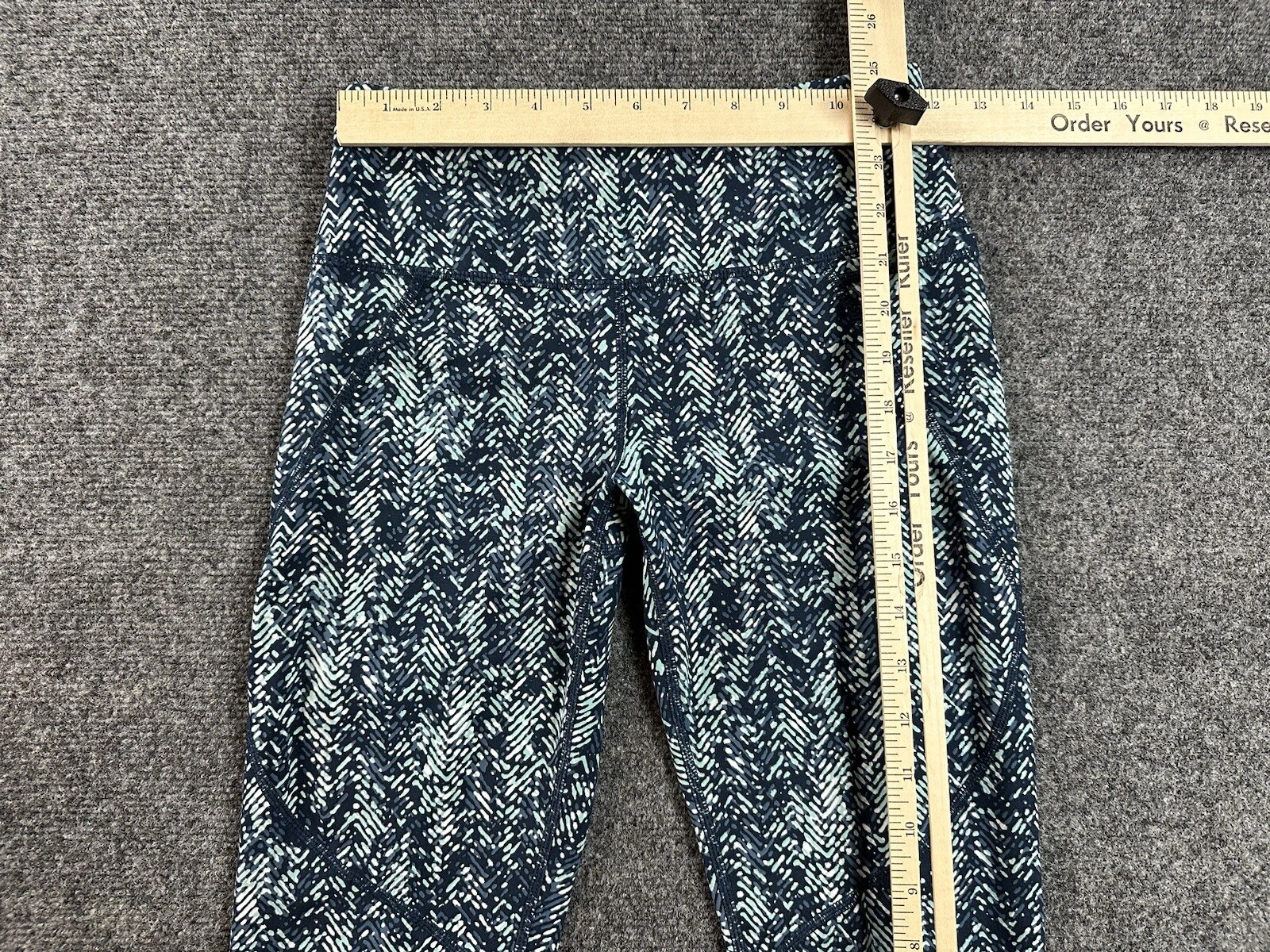 sweaty-betty blue geometric power 7/8th length pocket athletic leggings