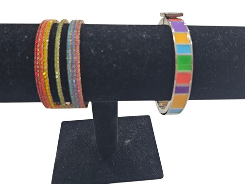 Lote de 2 Pulseras Arco Iris Brazalete Tono Dorado y Brazalete Tono Plata - Imagen 3 de 8